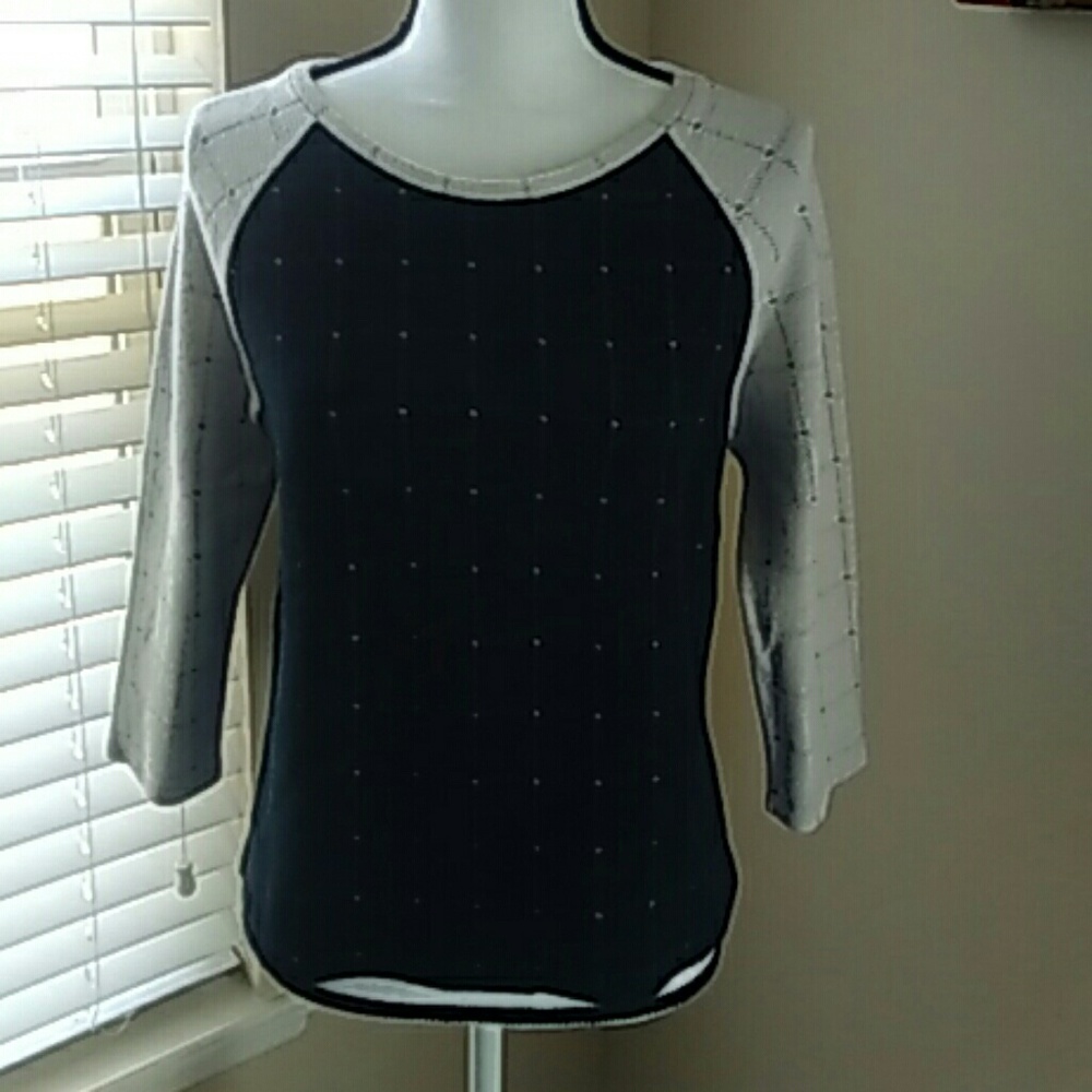 Ann Taylor Loft  Black & White 3/4 sleeve sweater